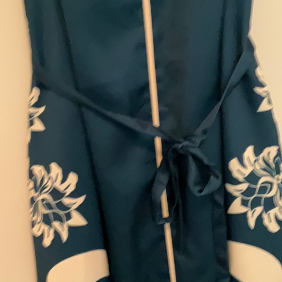 Ciebon floral dress in size small - Picture 4 of 7